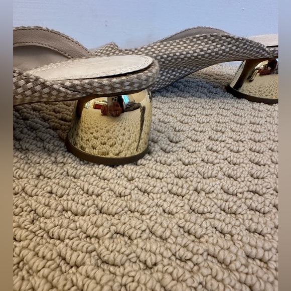 Chic, block heels - Picture 5 of 5